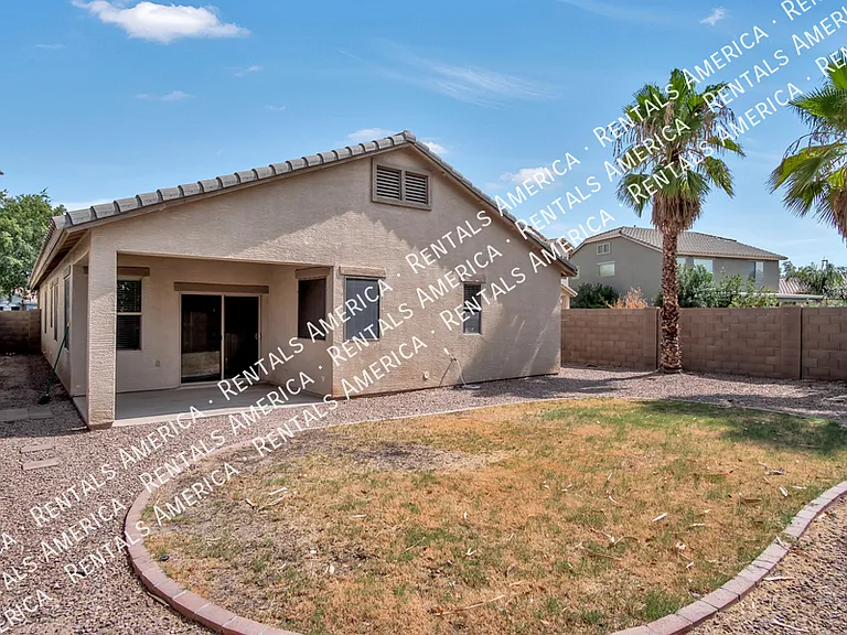 4451 E Moreno Ct — Photo 14