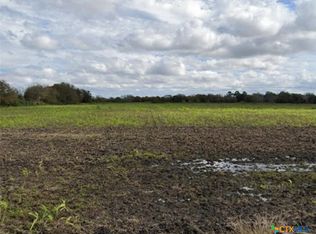 2 County Road 303, Edna, TX 77957
