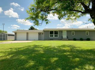 404 N 1st St, Fertile, IA 50434