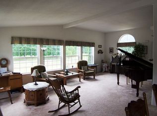 24656 Losen Rd, Junction City, OR 97448