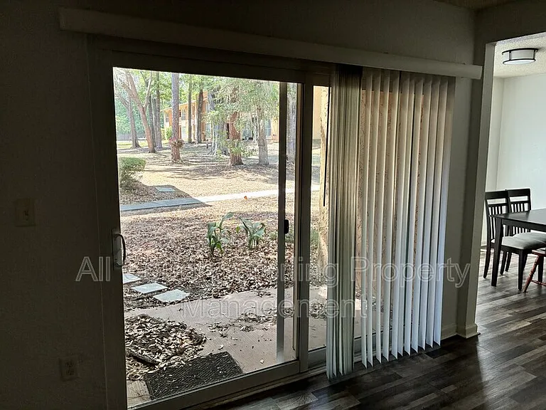 1810 NW 23rd Blvd #180 — Photo 24