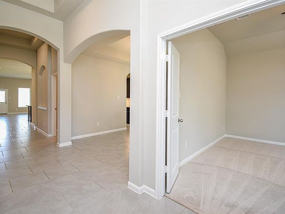 3rd image of 28714 Forest Pass Lane