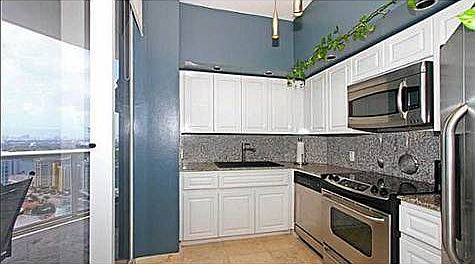 4th image of 6301 Collins Ave APT Ts4
