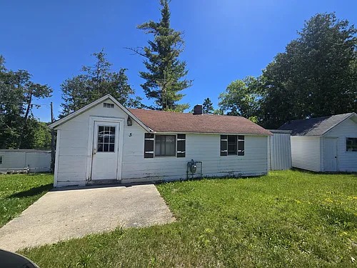3150 Gilbert Dr #3 Photo 1