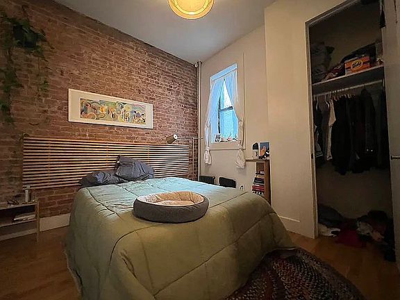 5th image of 788 Park Pl APT 11