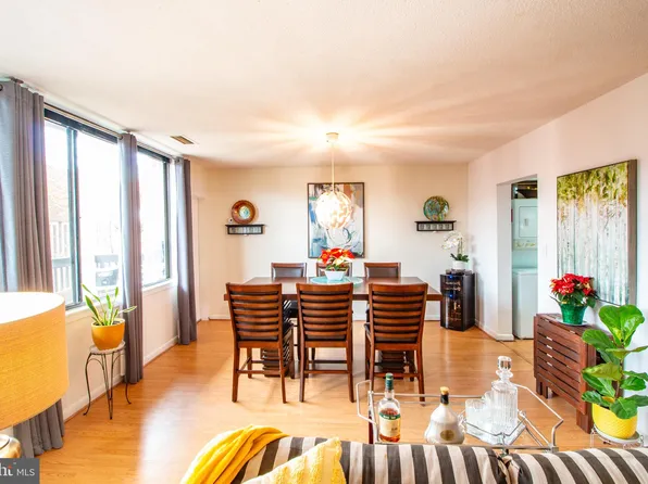 3709 S George Mason Dr APT 110, Falls Church, VA 22041