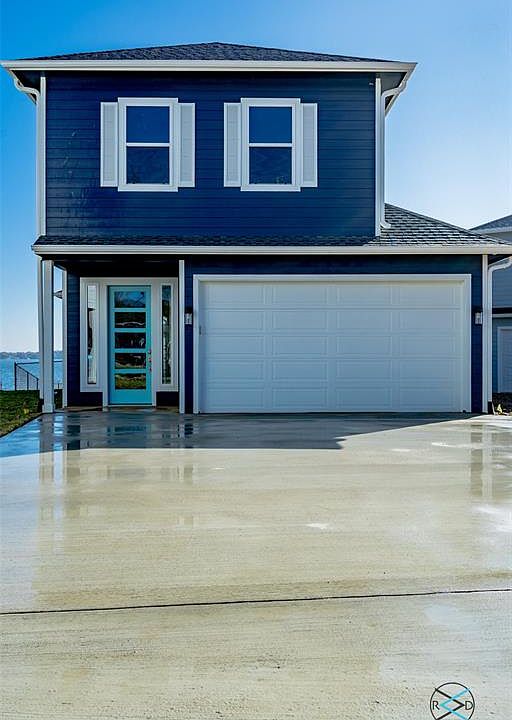 1st image of 164 Palisade Dr