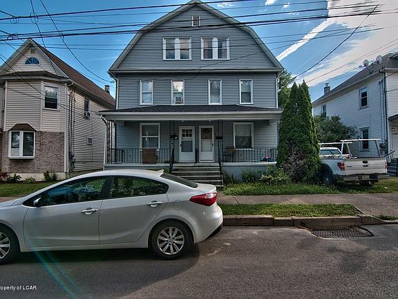2nd image of 34 John St