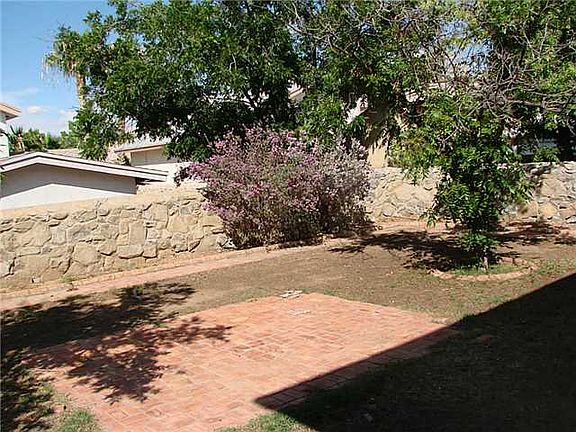 5th image of 12065 Autumn Gate Dr