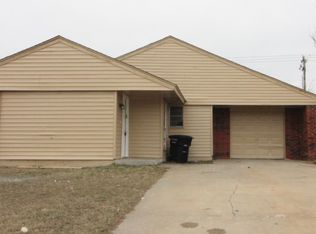 1505 Corbin Dr, Moore, OK 73160