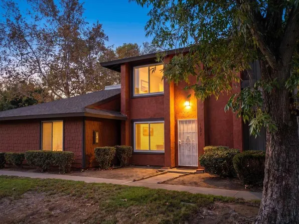 1652 Summertime Dr, El Cajon, CA 92021
