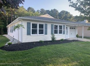 39 Meadowbrook Rd, Brick, NJ 08723