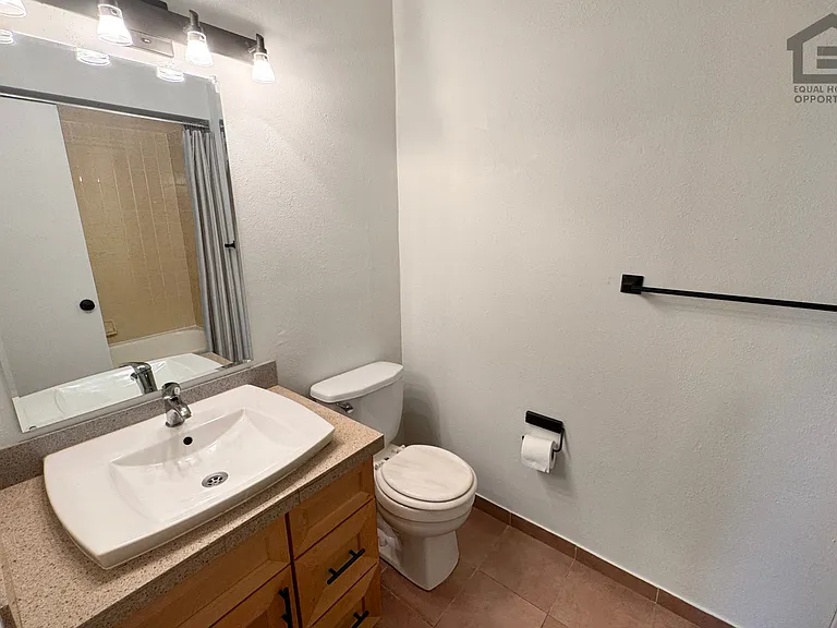 2320 N 52nd St #115 — Photo 14