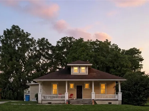 208 George Washington Hwy N, Chesapeake, VA 23323