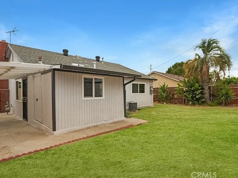 13845 Nubia St — Photo 16