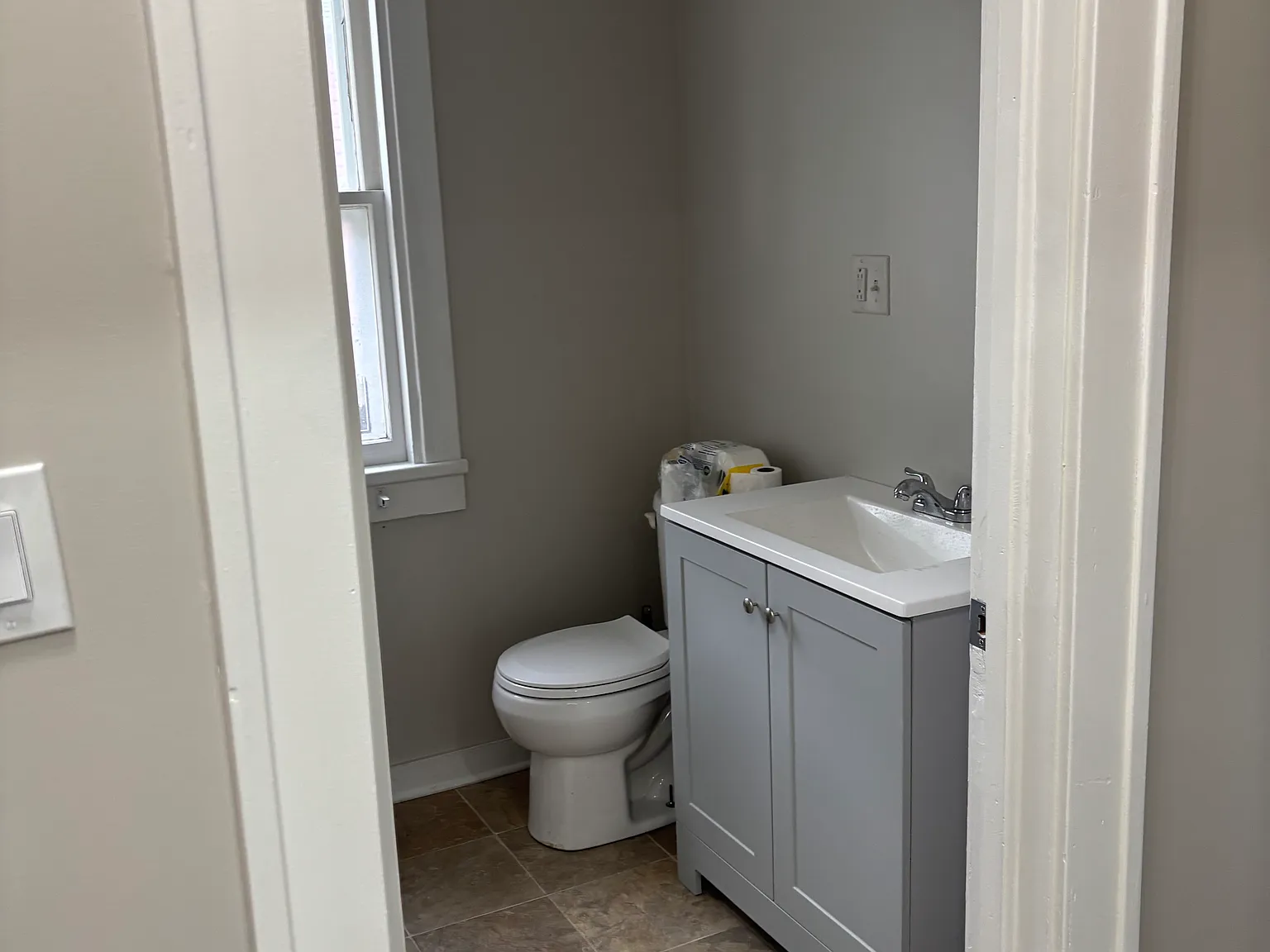 2 bed, 1008 sqft, $1,000 — Photo 3