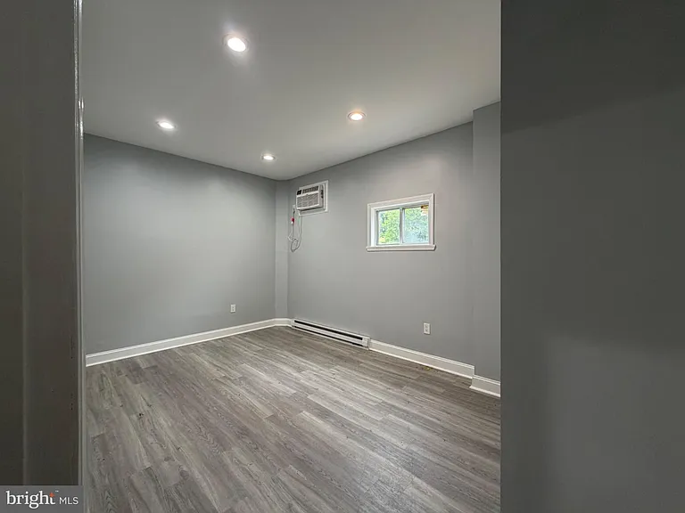 345 Woodland St — Photo 6