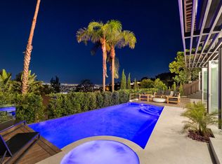 1660 Sunset Plaza Dr, Los Angeles, CA 90069