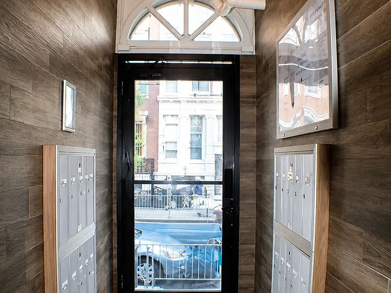 96 Saint Marks Pl #4 — Photo 9