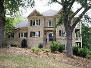 57 W Belle Isle Rd, Sandy Springs, GA 30342