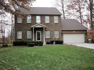 597 Bristol Dr SW, Pataskala, OH 43068