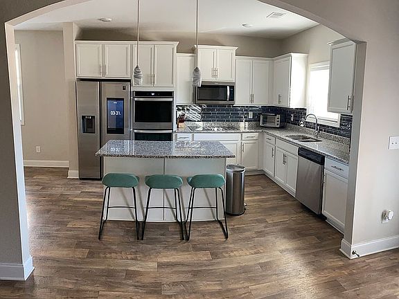 5th image of 116 Derby Dr