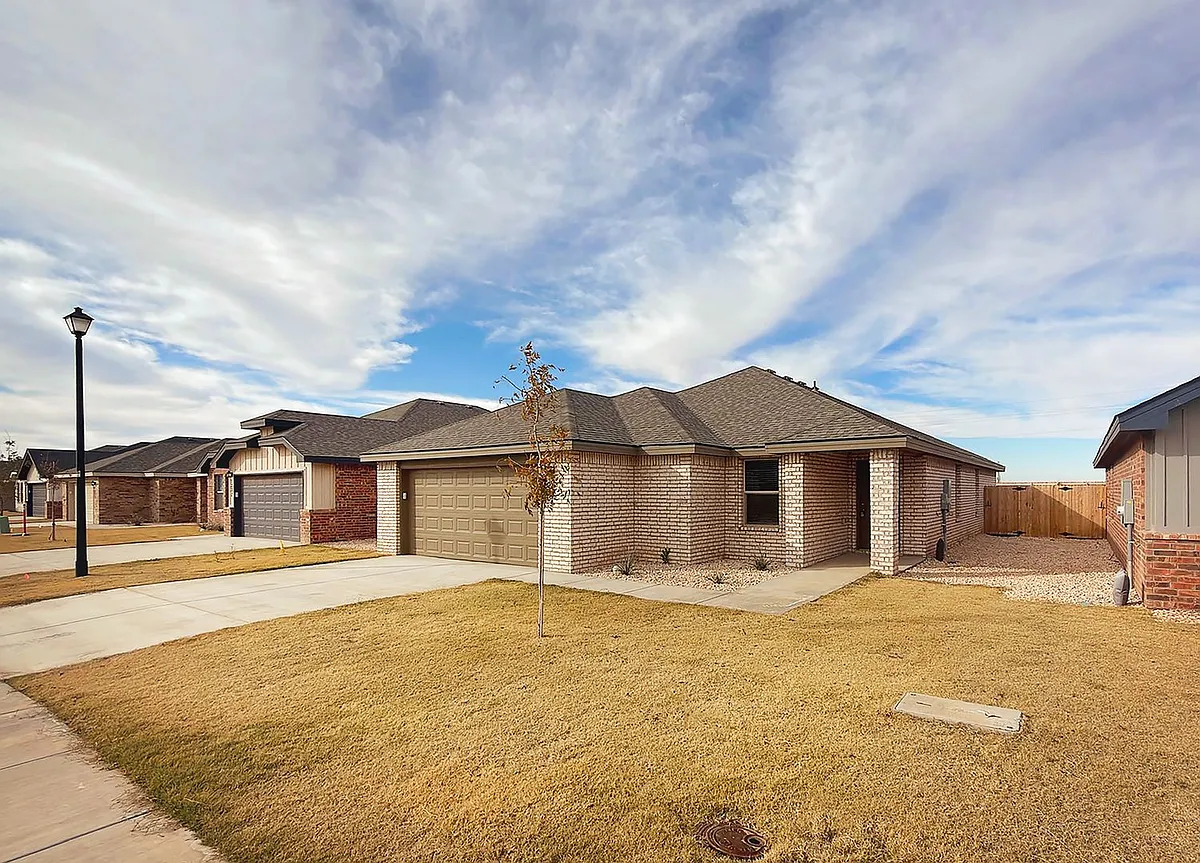 Building Photo - 1341 Bajada St