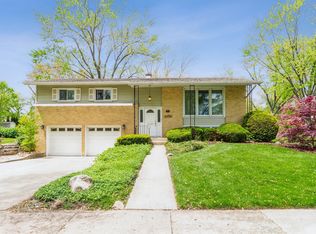 312 N Babcock Dr, Palatine, IL 60074