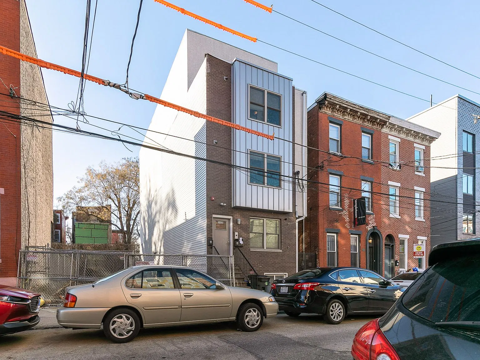 1628 Willington St — Photo 1