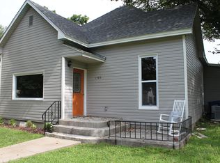 1305 W Austin St, Webb City, MO 64870