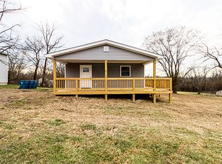 400 Maple Ct, La Grange, KY 40031