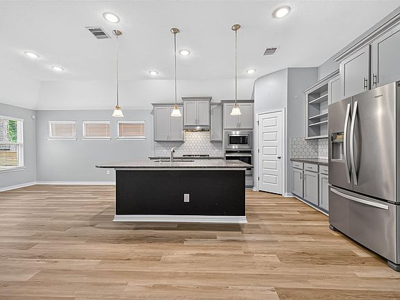 4th image of 2805 Bretton Woods Dr