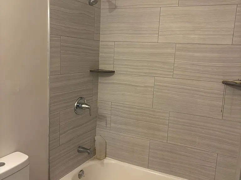 508 Clinton Springs Ave — Photo 6