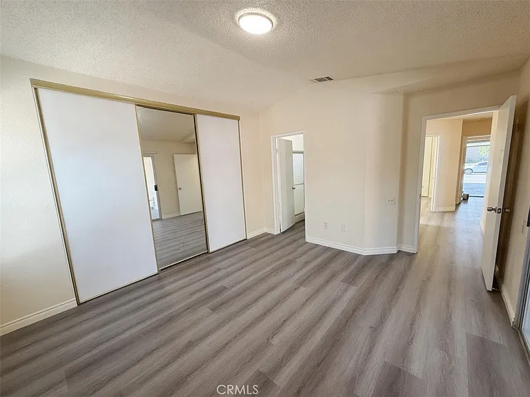 16893 Glennaire Ave — Photo 7