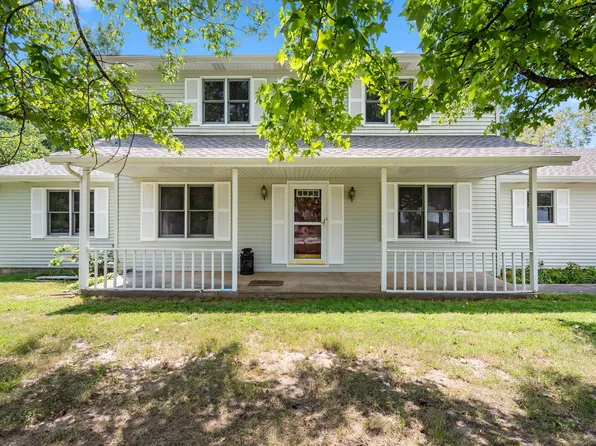 8488 W Sunset Drive, Springfield, MO 65802