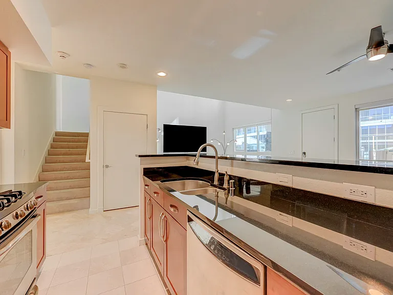 4535 Dean Martin Dr #103 — Photo 9