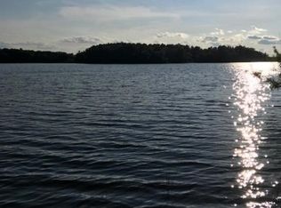 31 Ocean Ave, Hanson, MA 02338