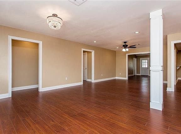5th image of 4827 Friar Tuck Dr