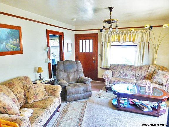 2nd image of 1109 Pine Ave