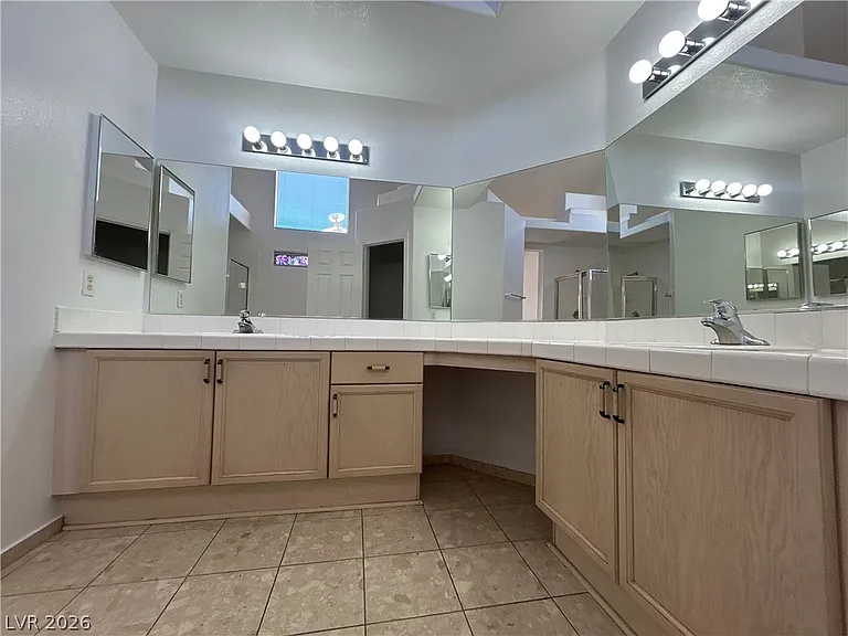 7200 Eagle Crest St — Photo 8