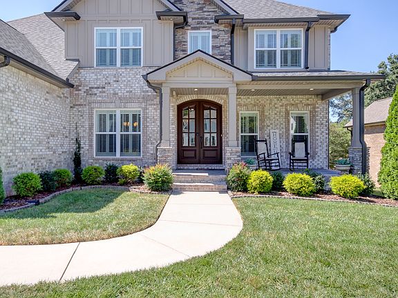 2nd image of 484 Sheas Way
