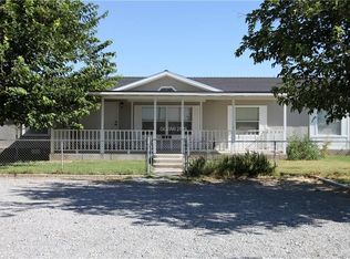 950 Jarvis Rd, Pahrump, NV 89060