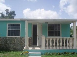 6428 Perry St, Hollywood, FL 33024