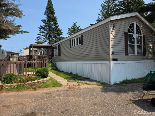 3000 Us Highway 41 #28, Marquette, MI 49855
