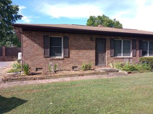 52 King St, Dayton, VA 22821