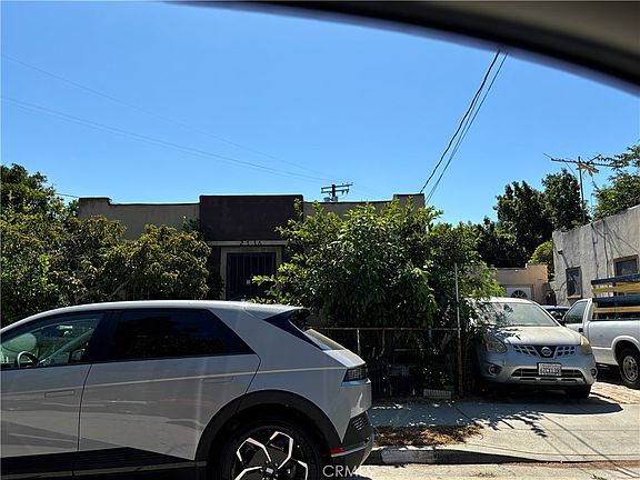 4th image of 1930 Blake Ave