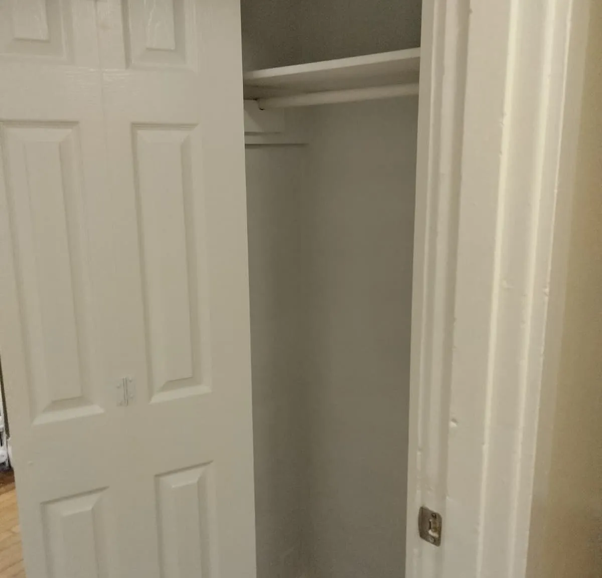 4 bed, 1400 sqft, $3,500 — Photo 2