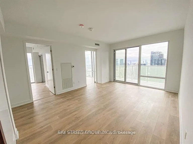 501 Yonge St #3209 — Photo 14