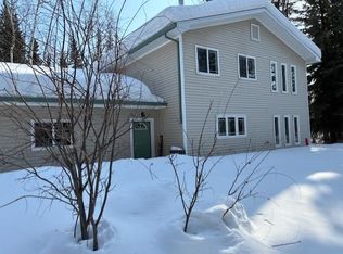 3890 Hurst Rd, North Pole, AK 99705