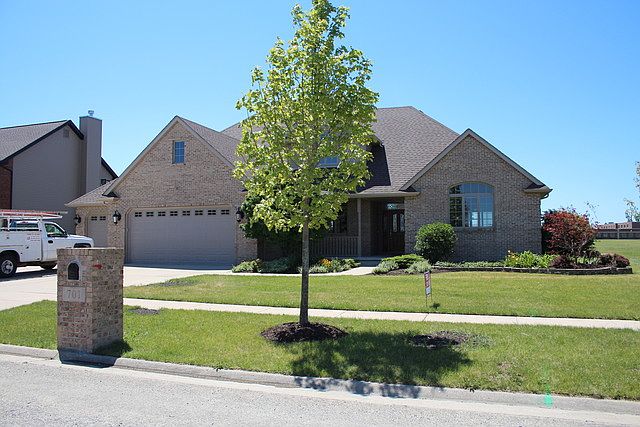 1st image of 701 W Trotter Dr